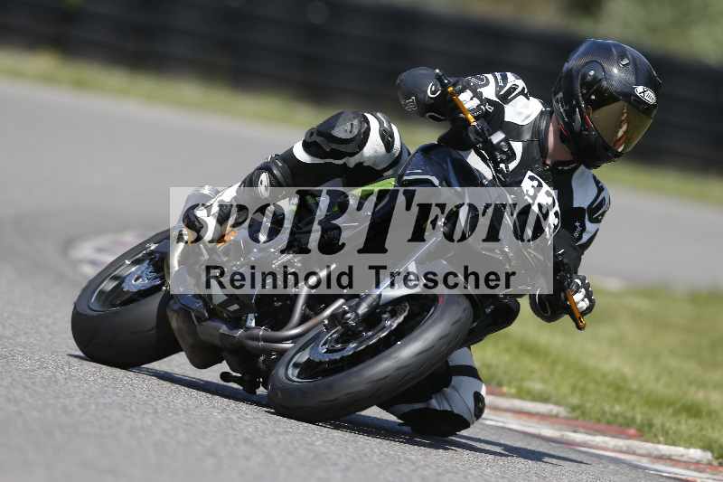 /44 09.08.2025 Plüss Moto Sport ADR/Freies Fahren/333